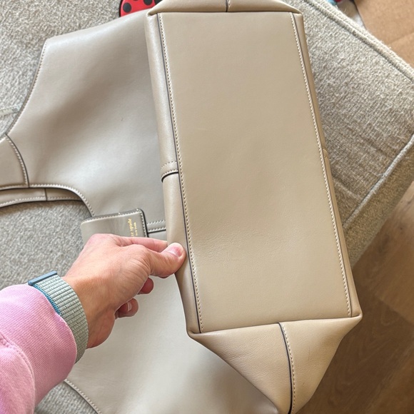 Kate Spade Taupe Leather Shoulder Bag - Picture 10 of 10